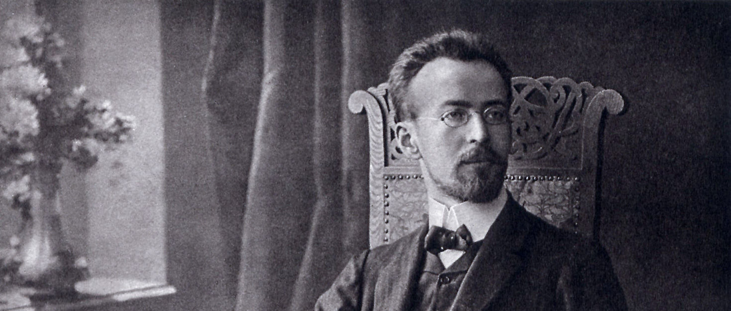 MIECZYSŁAW KARŁOWICZ