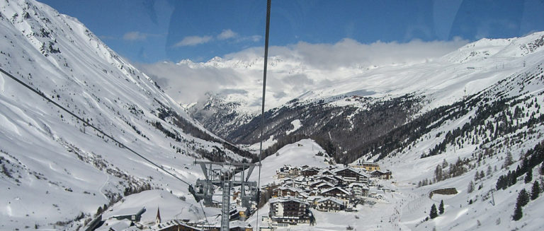 LAWINA W TYROLU PORWAŁA HOLENDERSKICH SKITUROWCÓW