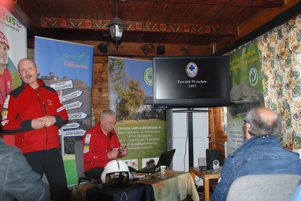 SEMINARIUM NA OKRAJU