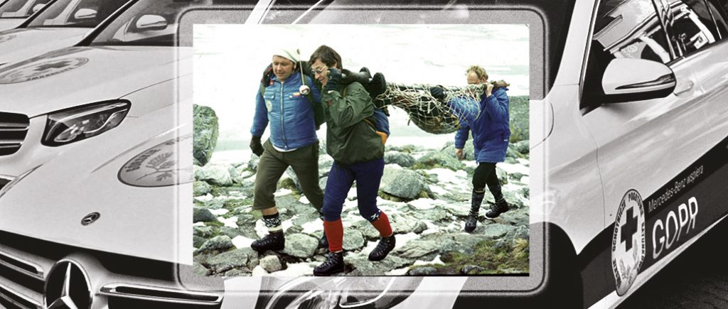 RATOWNIK Z BAMBUSEM A RATOWNIK W MERCEDESIE