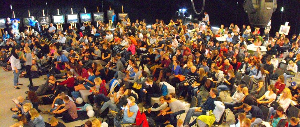 SPOTKANIE PODRÓŻNIKÓW