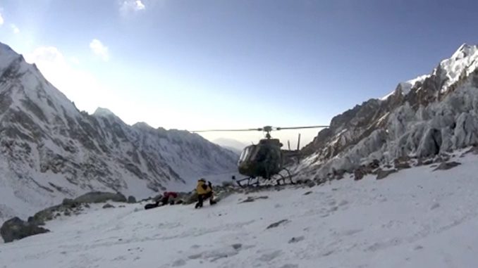 HELIKOPTER W KARAKORUM