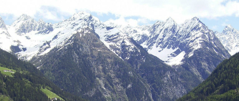 POLACY PORWANI LAWINĄ W KAUNERTAL