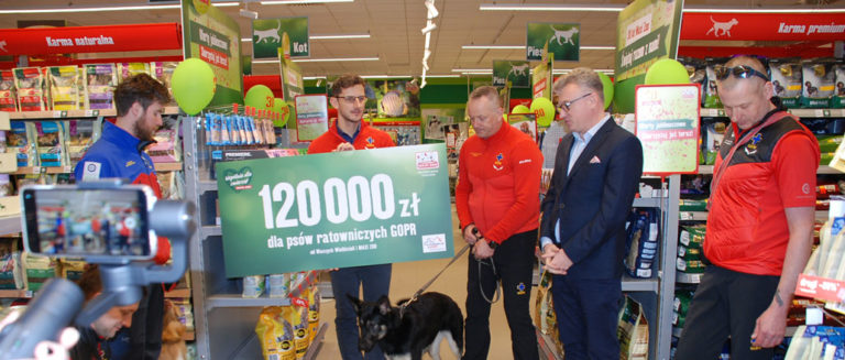 SOWITY CZEK DLA PSÓW RATOWNICZYCH GOPR