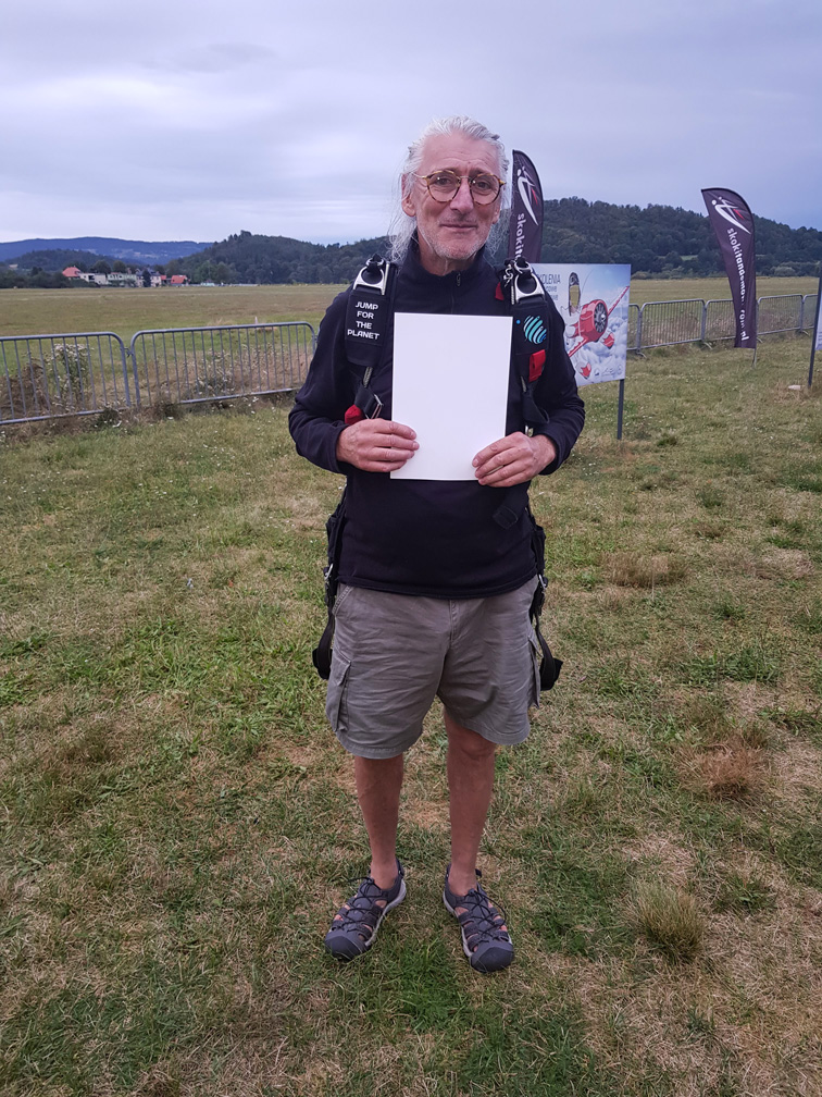 SKACZEMY WSPIERAJĄC PROJEKT TOMKA