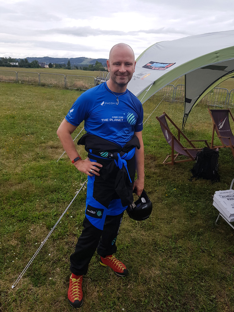 SKACZEMY WSPIERAJĄC PROJEKT TOMKA