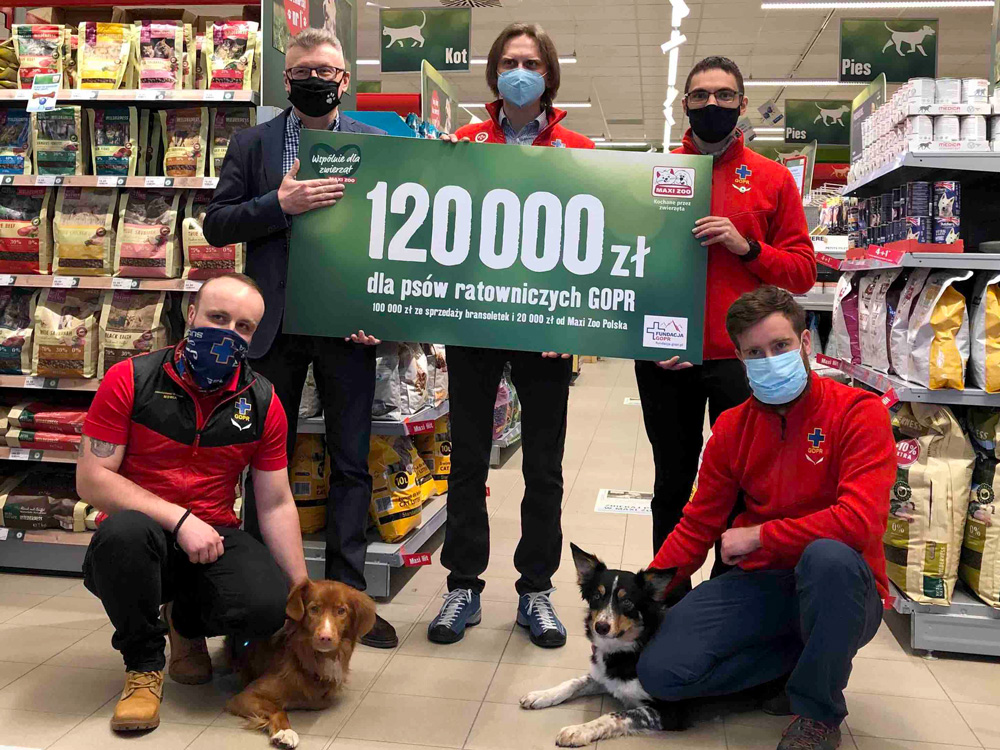 MAXI ZOO PONOWNIE WSPIERA PSY RATOWNICZE GOPR