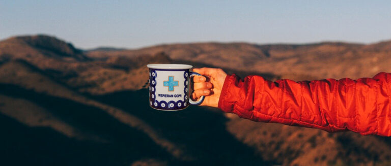 TO TYLKO ZWYKŁY KUBEK