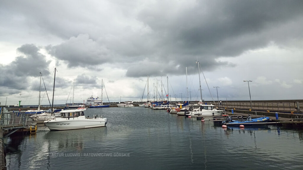TRZYSTA MIL BAŁTYCKIEJ ŻEGLUGI